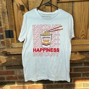 Junior’s Maruchan Instant Lunch/Instant Happiness T-shirt. Size Medium.